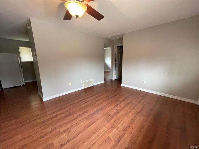 Building Photo - 6164 Roseglyn Ln