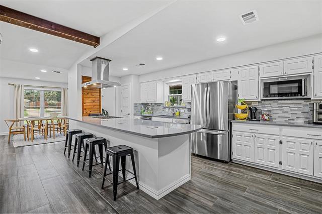 Foto del edificio - 324 Oakcrest Dr