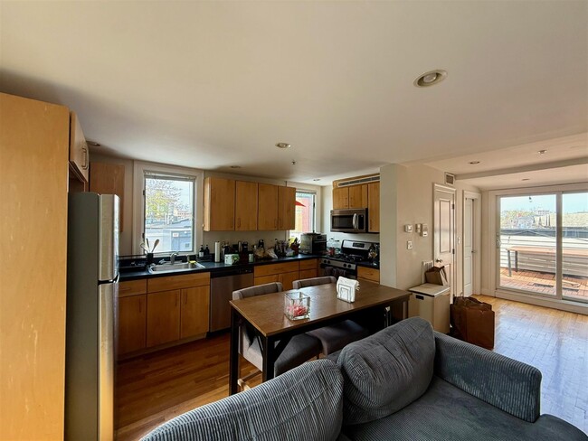 Building Photo - 1110 Massachusetts Ave