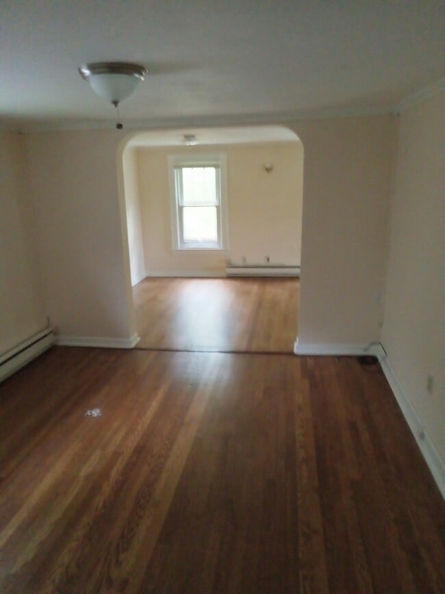 Building Photo - 31 Farrell Rd