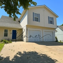 Building Photo - 1883 CHICKADEE Dr