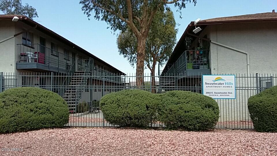 Primary Photo - 2002 E Sweetwater Ave