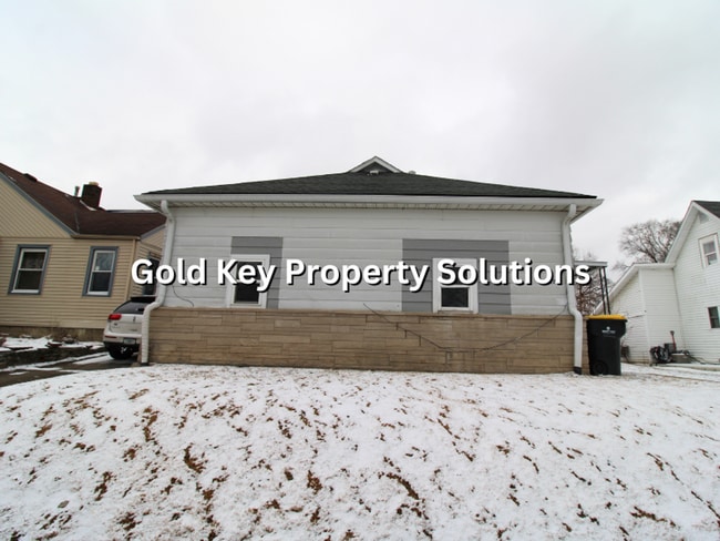 Building Photo - Updated 2 Bed 1 Bath Home For Rent (Section 8 Approved)