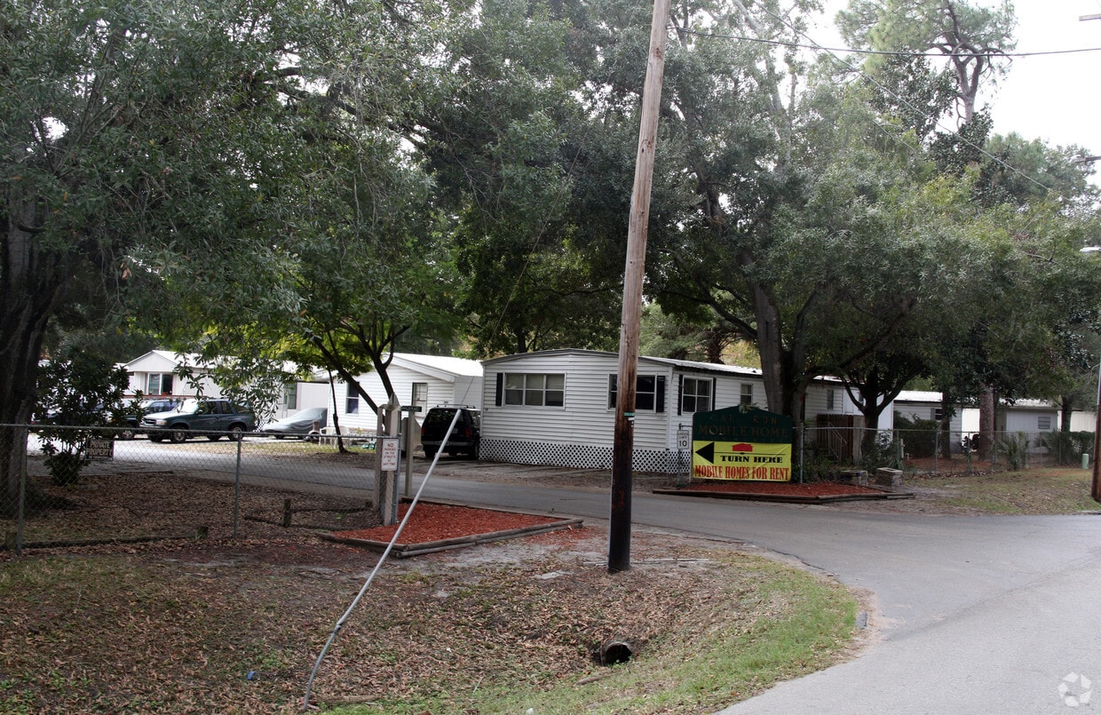 Building Photo - 6201 E 14th Ave