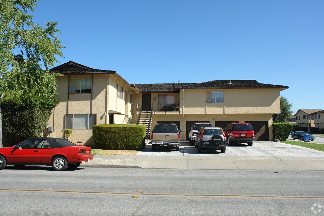 Building Photo - 1247 Francisco Ave