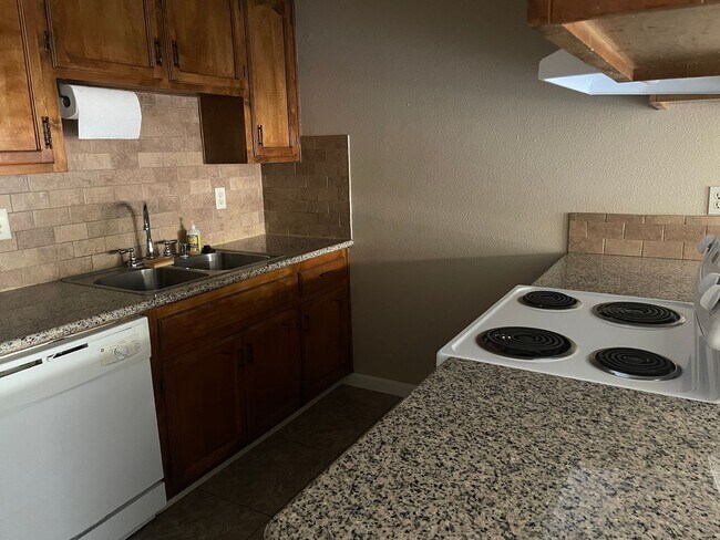 Building Photo - SanClemente3537
