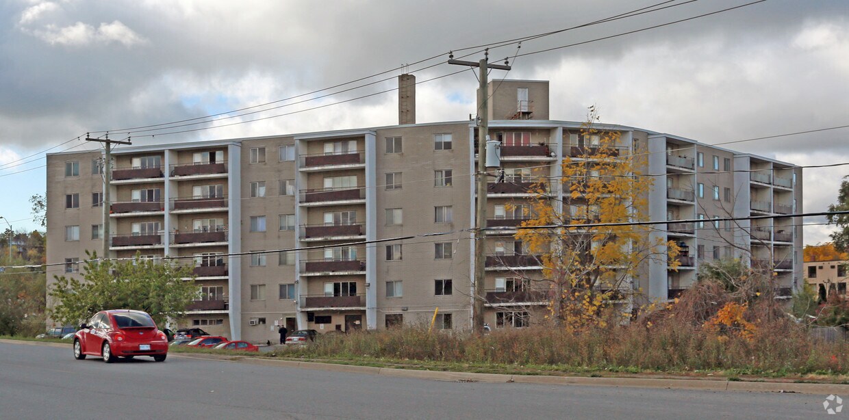 Photo du bâtiment - Glendale Court