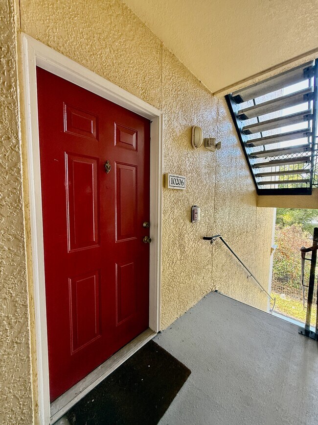 Foto del edificio - 1400 Lake Shadow Cir