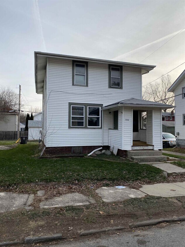 1516 Bayer Ave, Fort Wayne, IN 46805 House Rental in Fort Wayne, IN