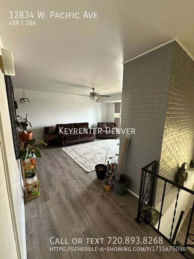 Foto del edificio - Charming 4-Bedroom Home with Private Backy...