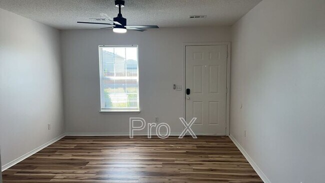 Foto del edificio - 3302 SW Landau Ct