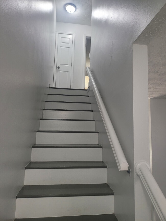 Foto del edificio - Room in Townhome on Bob White Ln SE