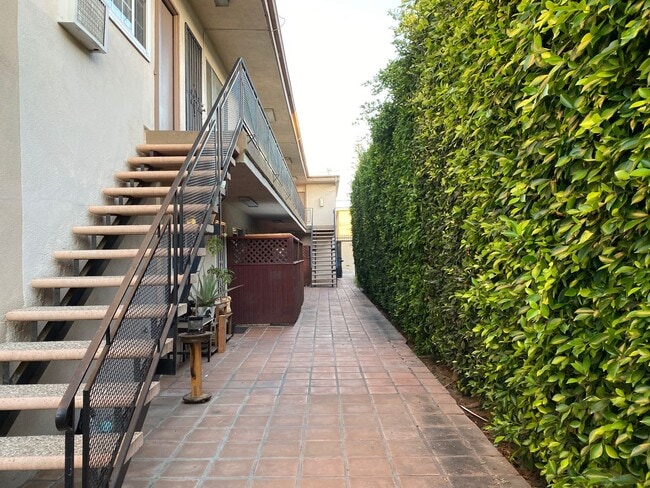 Building Photo - 12750 Matteson Ave