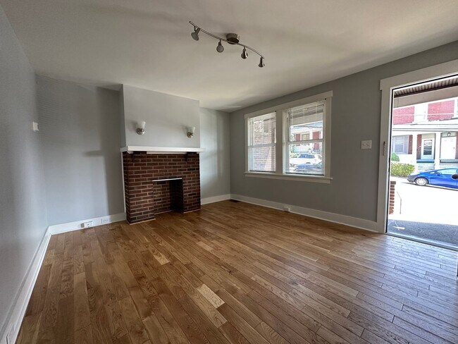 Building Photo - Available August 1, 2024; Lease will end J...
