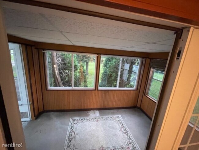 Building Photo - 4 br, 2 bath House - 6520 Southeastern Ave