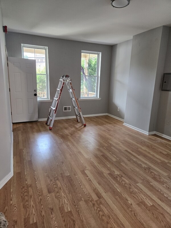 Foto del edificio - 514 W Queen Ln