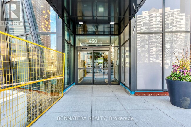 Building Photo - 430-3430 Square One Dr