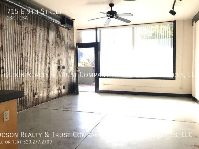 Foto del edificio - 715 E 9th St