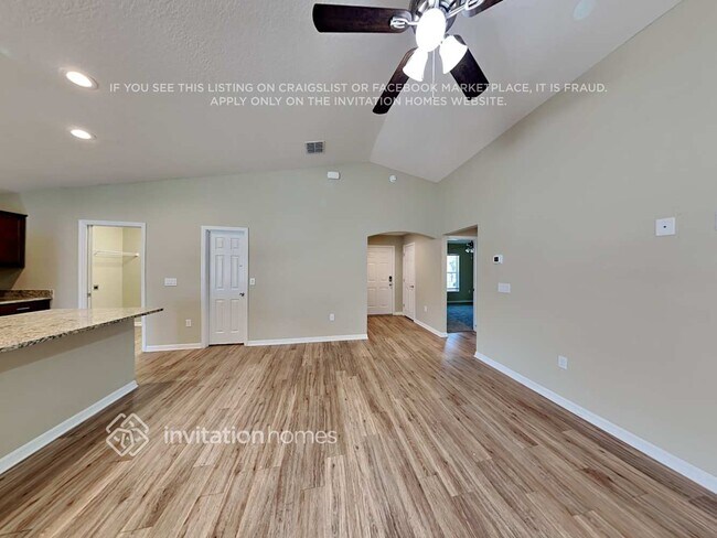 Foto del edificio - 939 Blue Tide Ln
