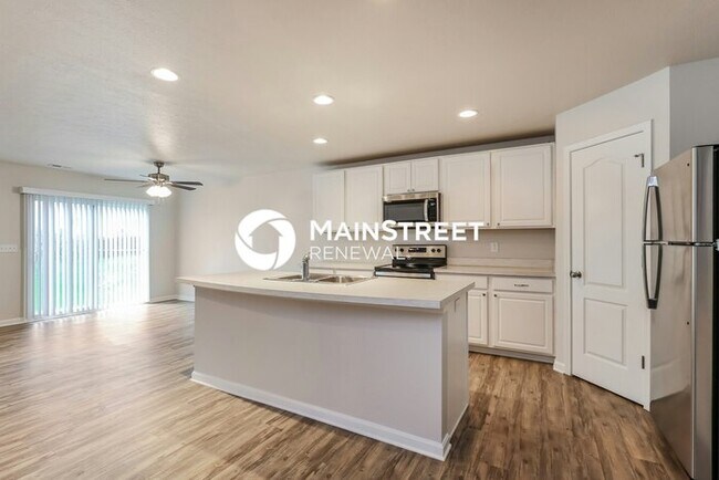 Foto del edificio - 4 Bedroom Pet-Friendly Home in SHELBYVILLE, KY with Main Street Renewal