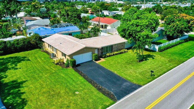 Foto del edificio - 2320 NE 28th St