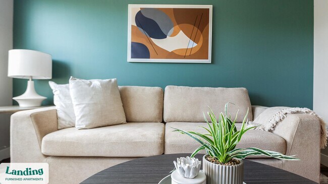 Foto del edificio - 1010 Enclave Blvd