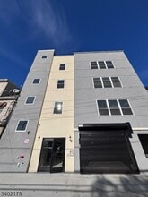 Building Photo - 59 Cedar St