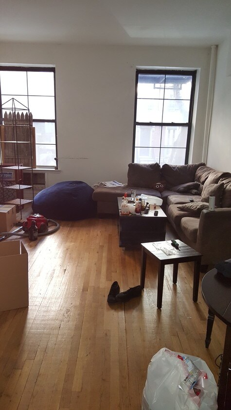 Primary Photo - 232 E 78th St