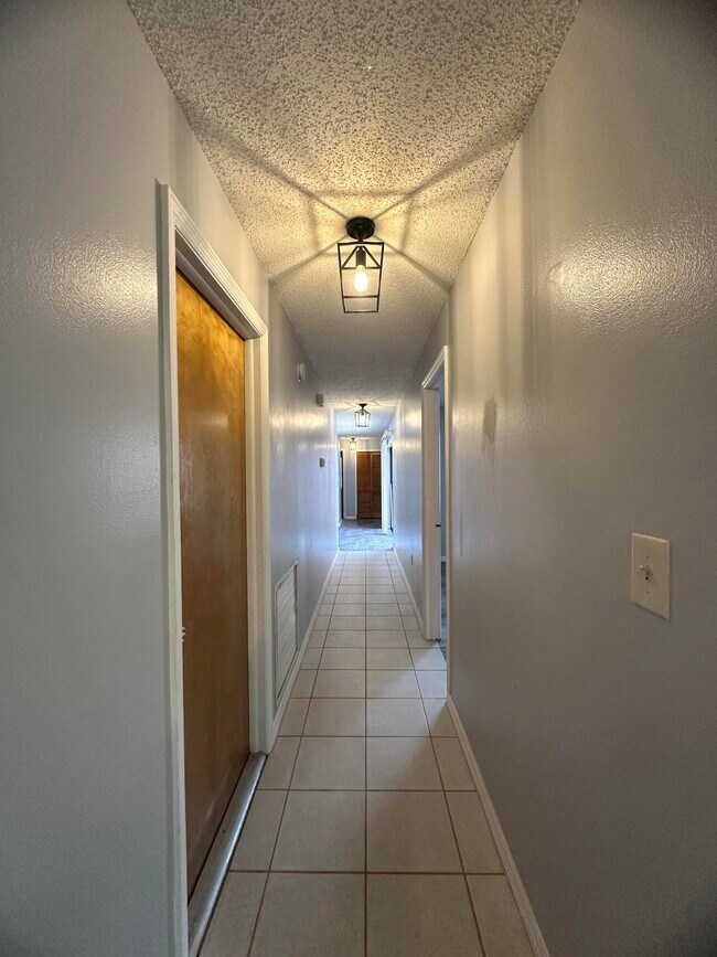 Building Photo - 141 Ocean View Ln