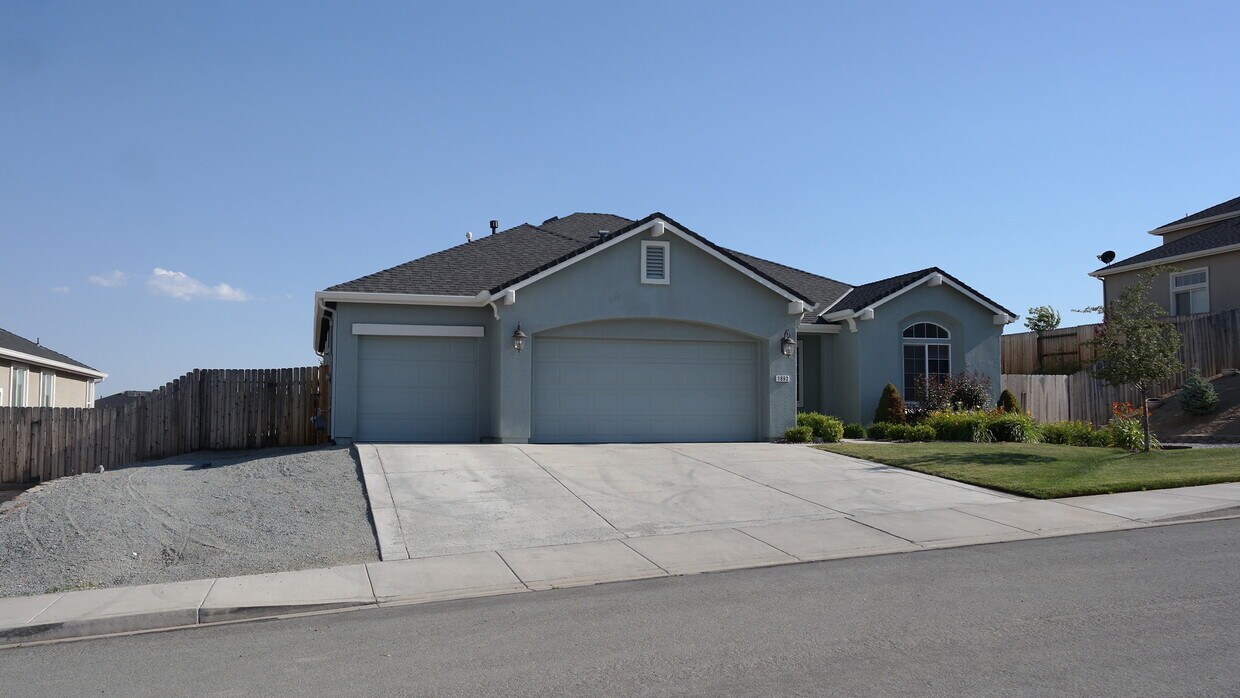 Foto principal - Single Story home in Spanish Spring