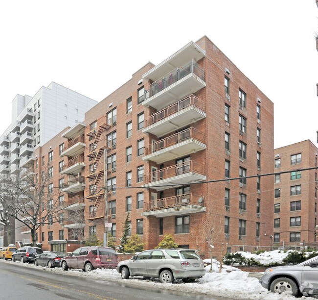 Franklin Avenue Corp Apartments Rentals Flushing, NY