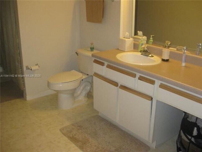 Foto del edificio - 11700 SW 2nd St