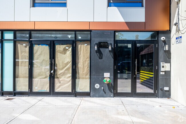 Entrance - 40-06 68th St