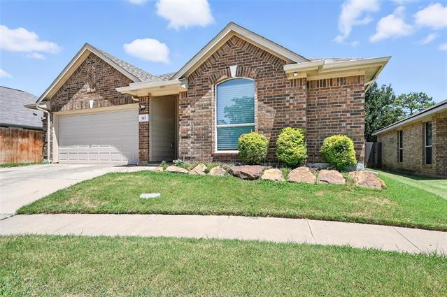 Foto del edificio - 517 Lowery Oaks Trl