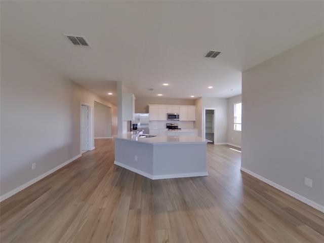 Building Photo - 247 Jenkinson Dr