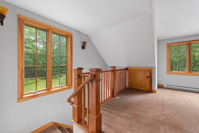 Building Photo - Squam House