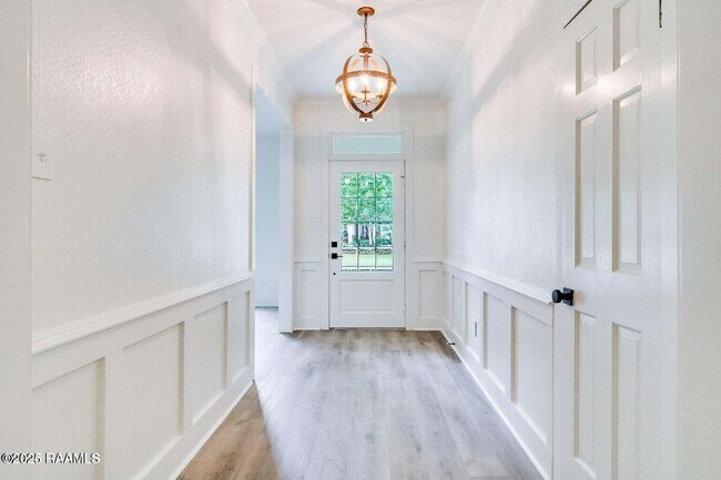 Foto del edificio - 806 Beaujolais Pkwy