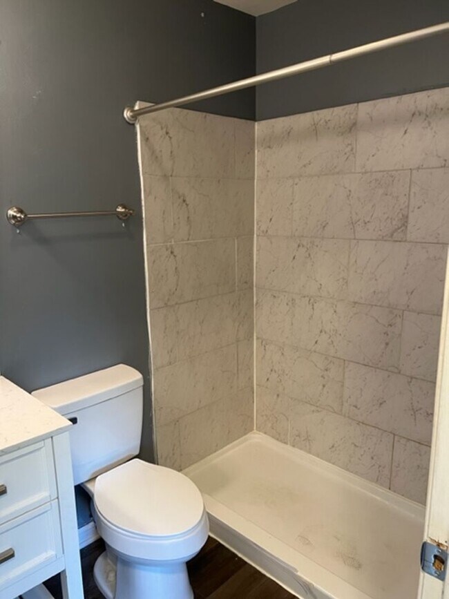 Foto del edificio - 439 W Nelson St