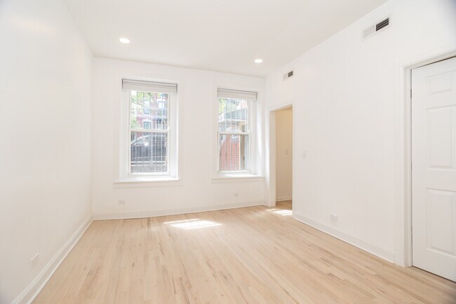Foto del edificio - 1247 N Cleaver St