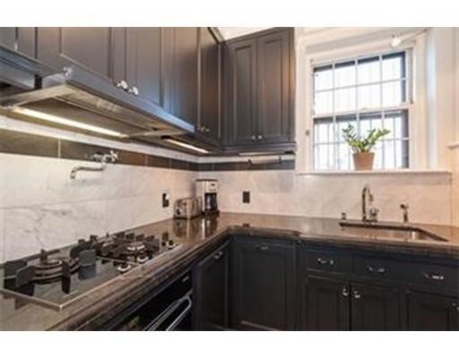 Building Photo - 280 Beacon St