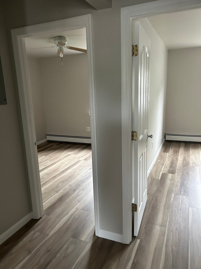 Foto del edificio - 3370 Baychester Ave
