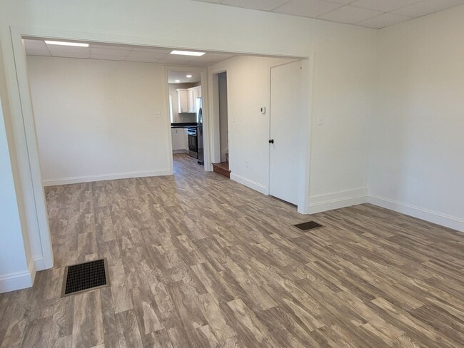 Building Photo - Newly renovated 2 Bedroom Townhome Gordonville