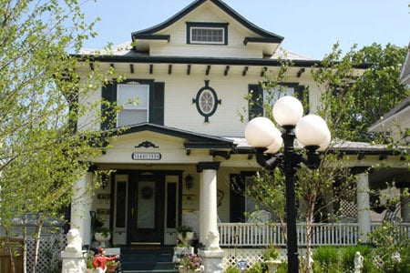 Front view - 3550 East Douglas Avenue