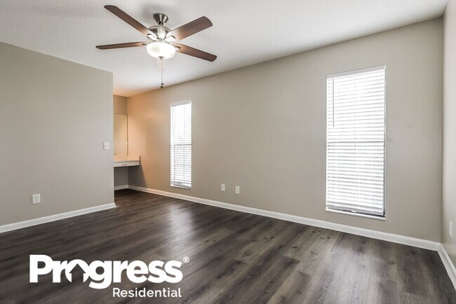 Foto del edificio - 1421 Peachfield Dr