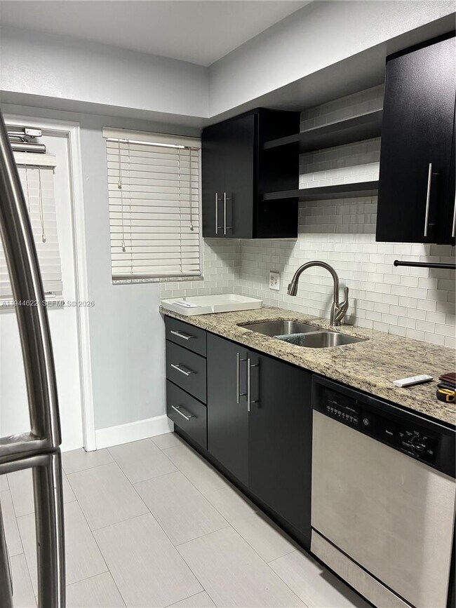 Foto del edificio - 2481 SW 82nd Ave