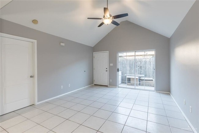 Building Photo - 2714 Ringold Cir
