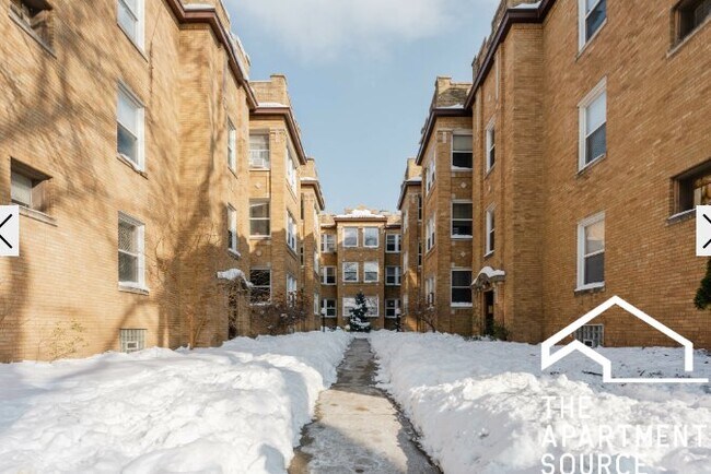 Foto del edificio - 5053 N Damen Ave