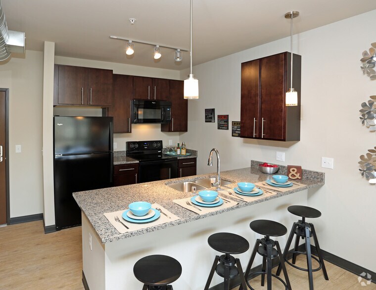 Frederick Lofts Rentals Milwaukee, WI