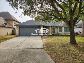 Building Photo - 2118 Creston Dr