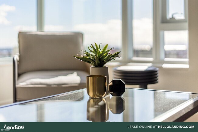 Foto del edificio - 1 br, 1 bath  - Landing - Zo Zo 1306